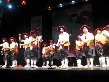 Murga "Agrupación Rústica Acomparsada.." - Carnaval de Málaga 2013