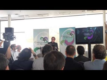 Rafael Acejo presenta el Carnaval de Málaga 2014